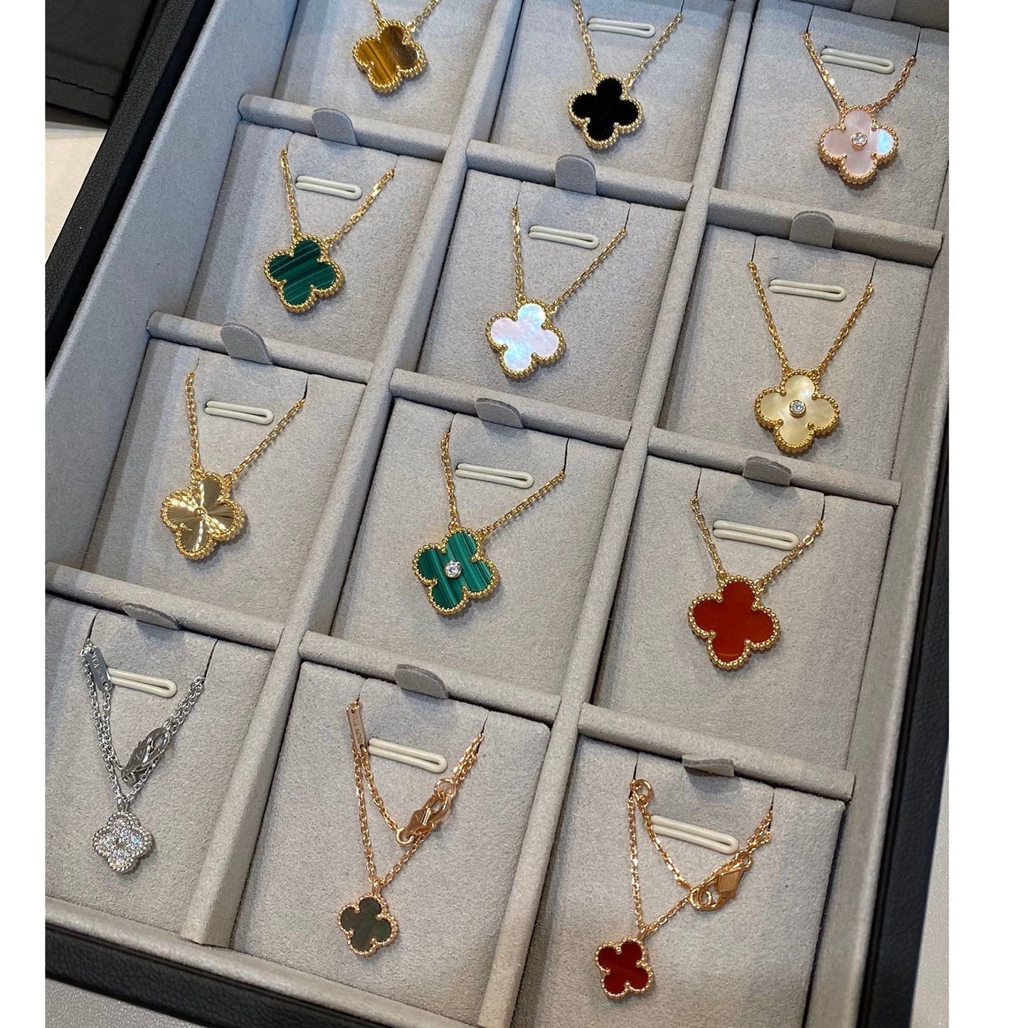 [Eterna Jewels]CLOVER 15MM LASER NECKLACE SILVER